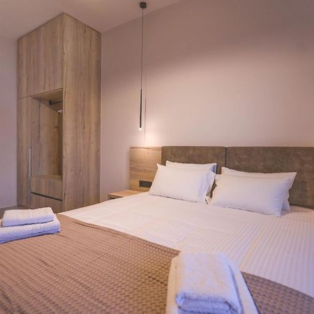 Santa Marina Apartments ロダキノ エクステリア 写真