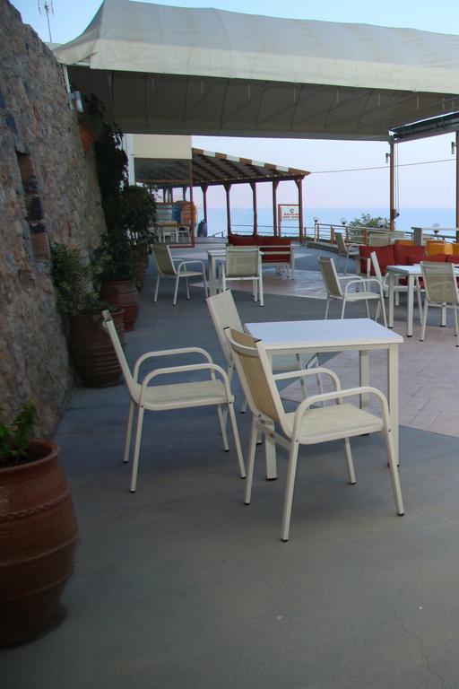 Santa Marina Apartments ロダキノ エクステリア 写真