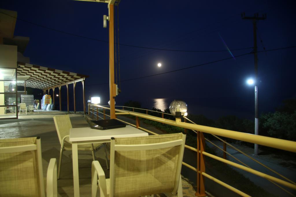 Santa Marina Apartments ロダキノ エクステリア 写真