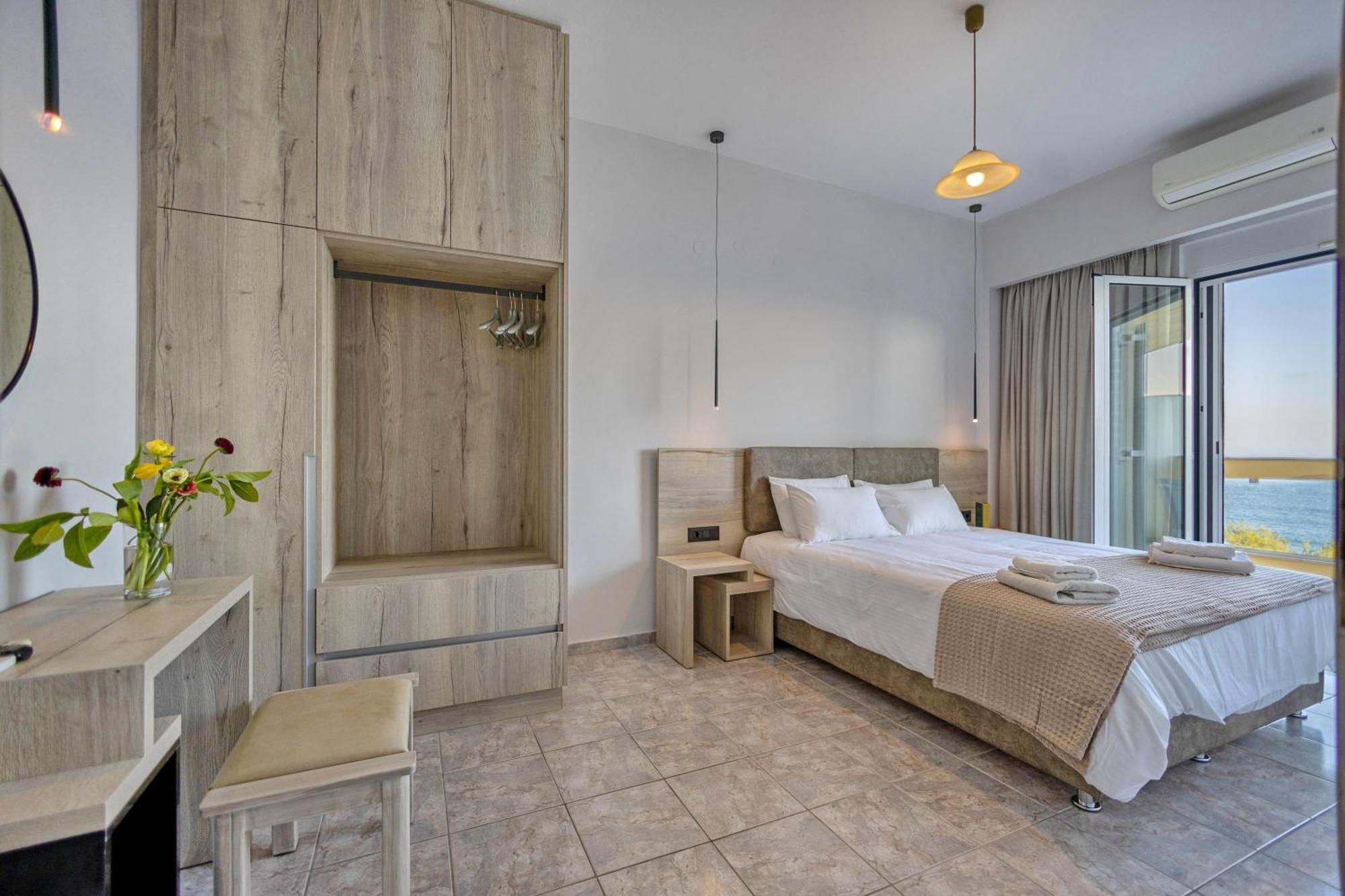 Santa Marina Apartments ロダキノ エクステリア 写真